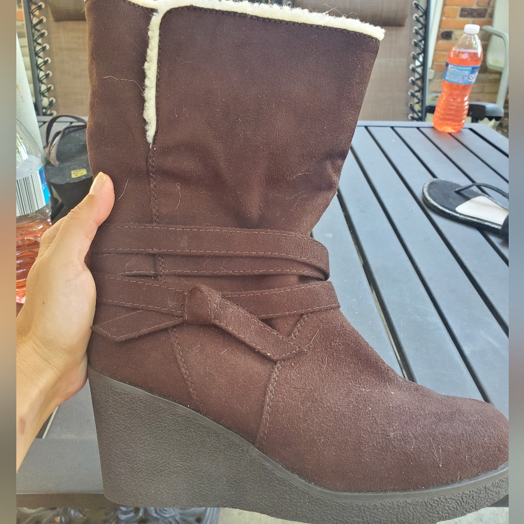 Chocolate Brown Wedge Bootssize 8.5 Worn Once Excelent Condition